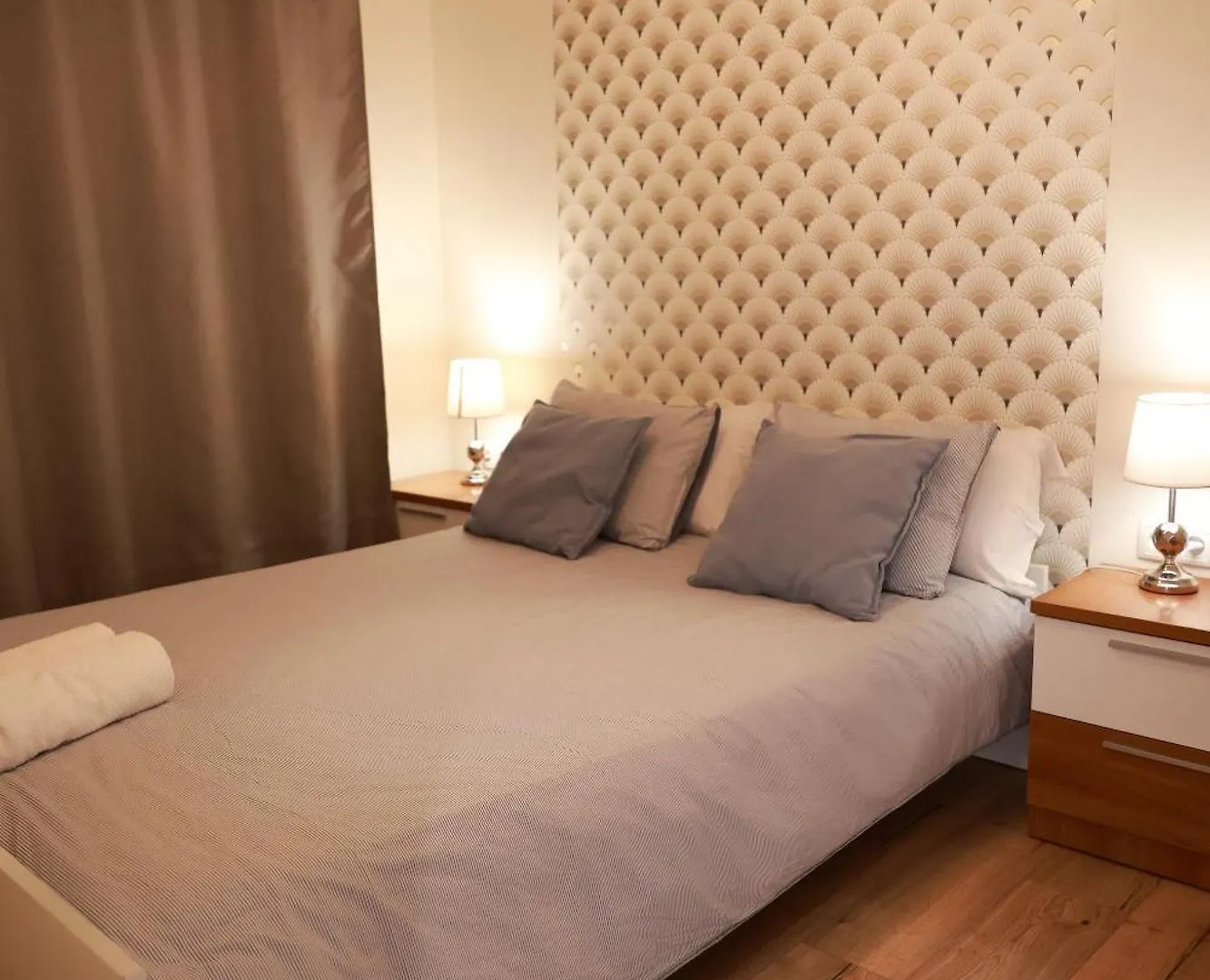 Amazing Sea And Sagrada Familia Views Homey Apartment Barcelona