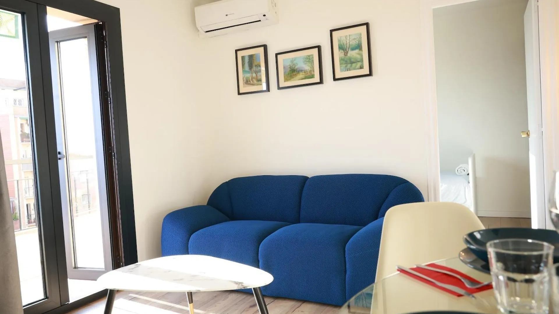 Amazing Sea And Sagrada Familia Views Homey Apartment Barcelona