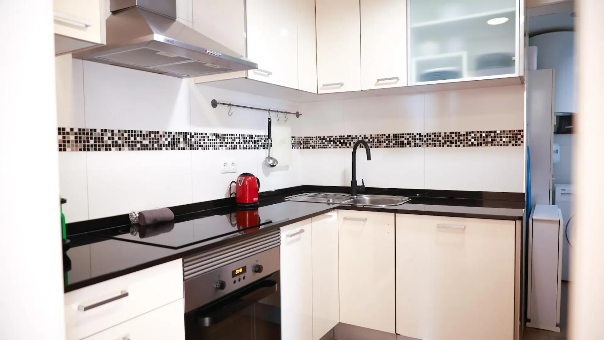 Amazing Sea And Sagrada Familia Views Homey Apartment Barcelona
